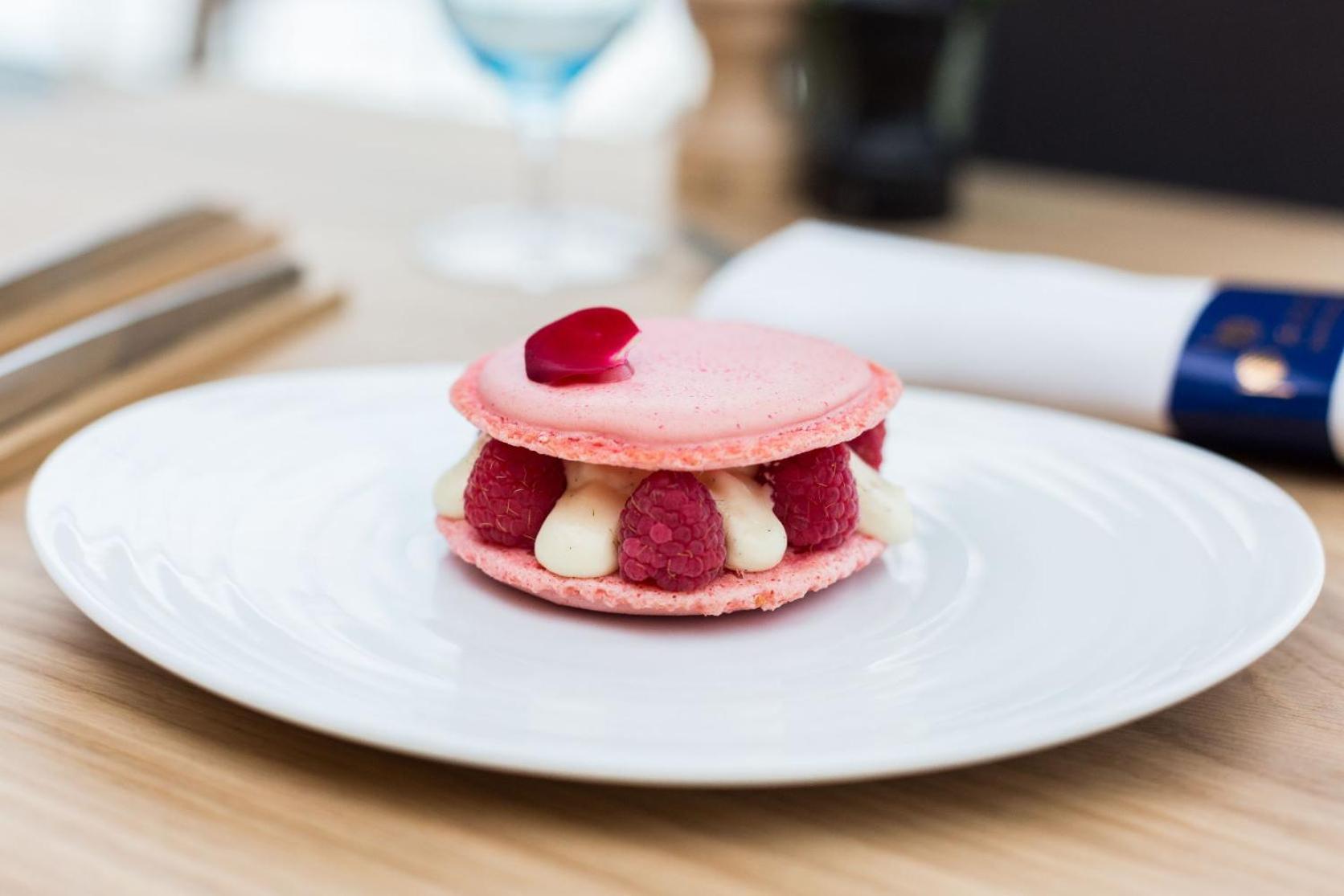 Logis Hotel - Restaurant Maison Claude Darroze Langon  Εξωτερικό φωτογραφία
