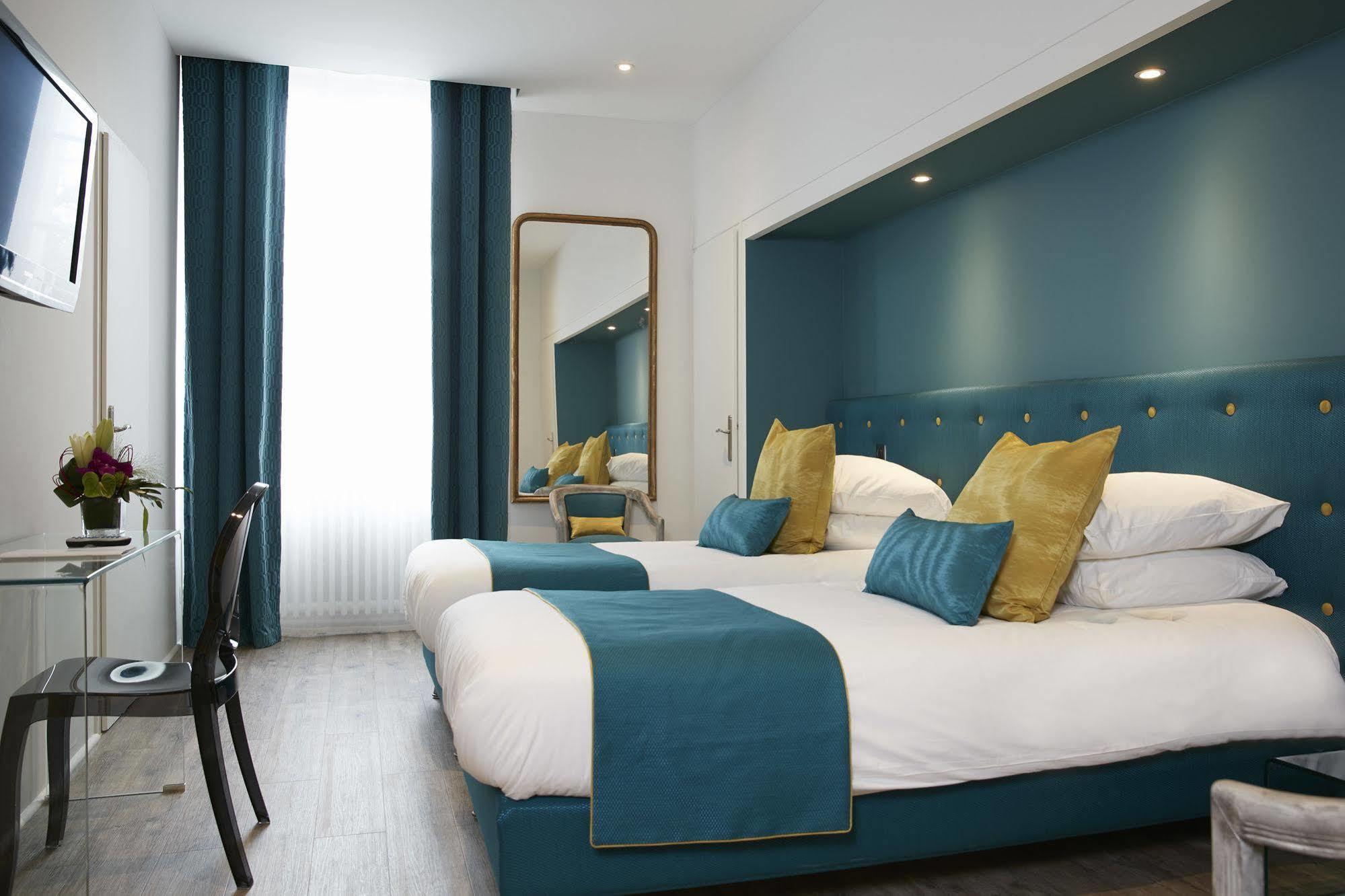 Logis Hotel - Restaurant Maison Claude Darroze Langon  Εξωτερικό φωτογραφία
